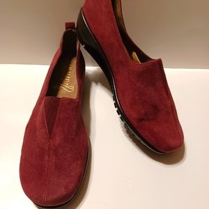 🆕️ Aerosoles Stitch'n Turn Loafers